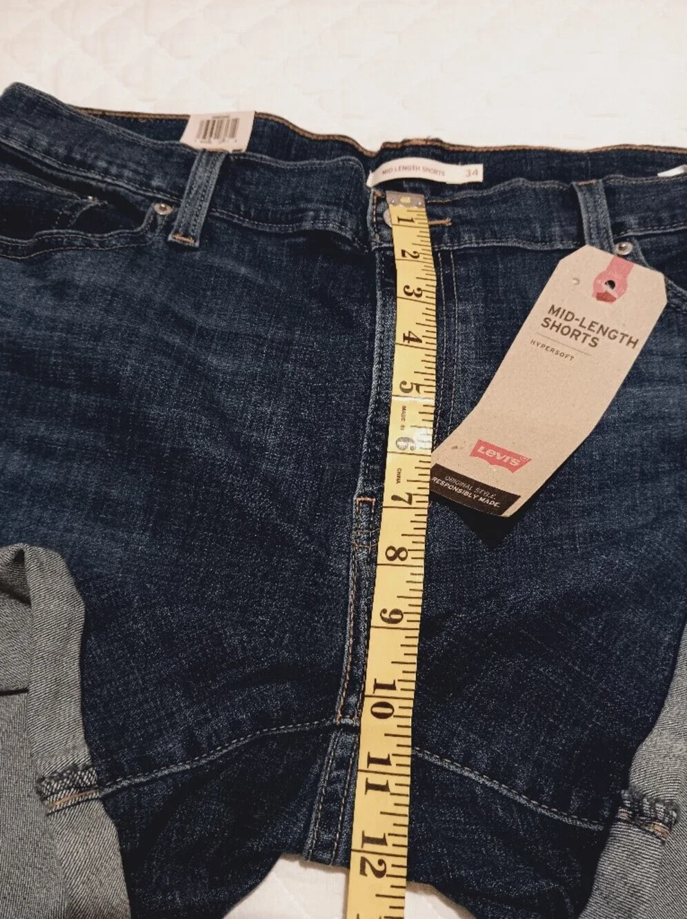 Levis Dark Wash Denim Roll-Cuff Women's Shorts Size 18
